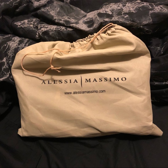 Alessia Massimo Faux Fur Brown Leather Handbag NWT - Picture 4 of 4